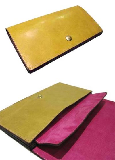 画像1: "JUTTA NEUMANN" Leather Wallet "the Waiter's Wallet"  color : Mustard / Pink 長財布